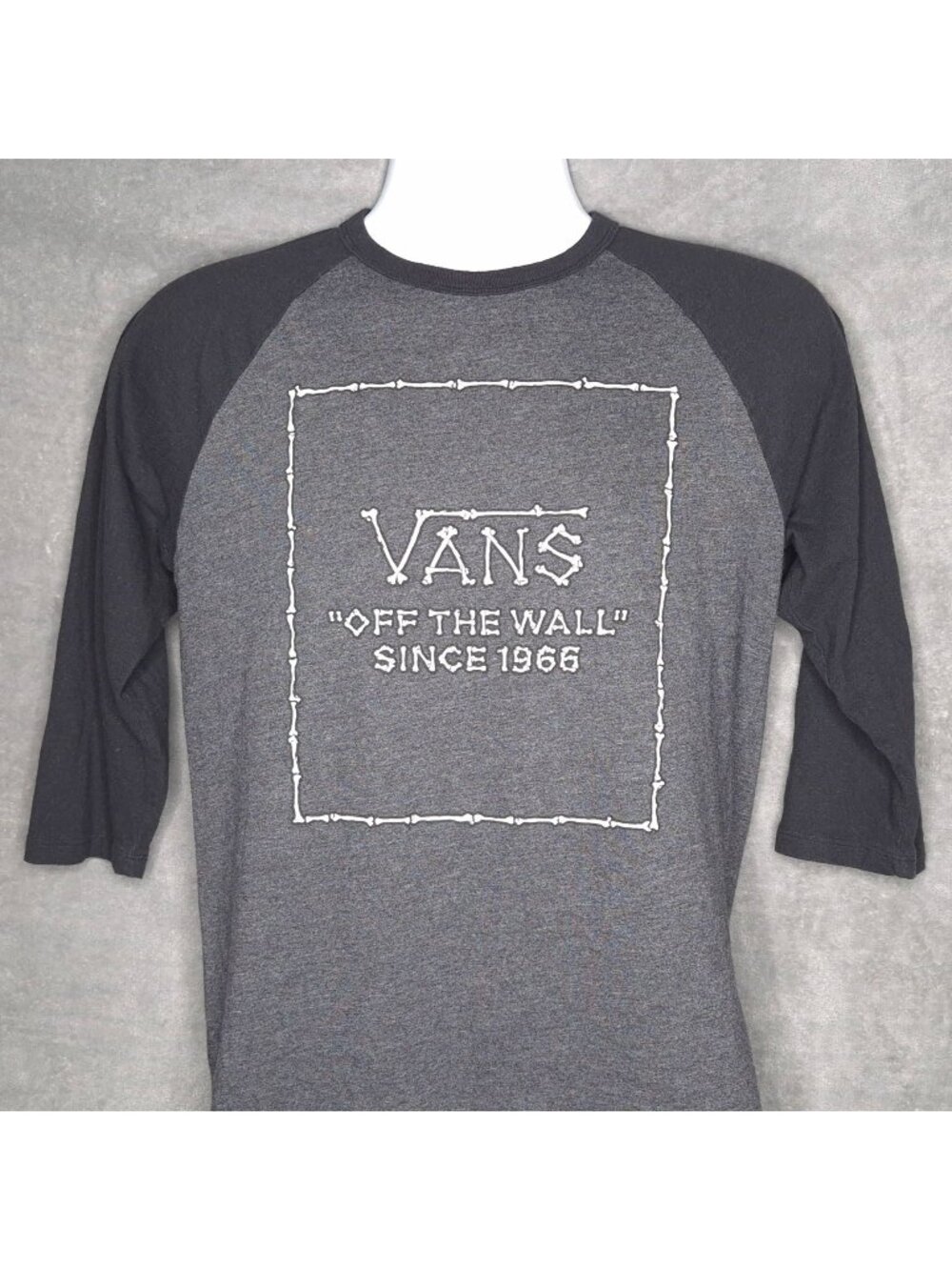 Vans "Off The Wall" Since 1966 Bones Shirt M Gray & Black Raglan 3/4 Sleeve